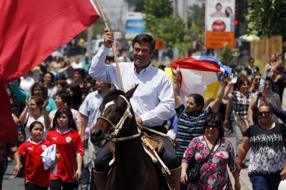 Masiva despedida a Manuel Ossandon en Puente Alto