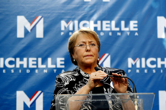 Michelle Bachelet y su equipo de campana presidencial