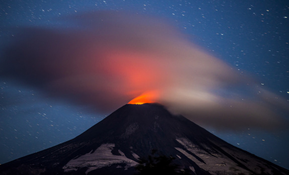 PUCON: Aumenta actividad del Volcán Villarrica