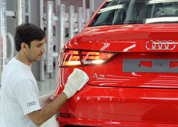 Audi A3, modelo por el cual el fabricante recibió el premio al auto más verde el año 2010.  