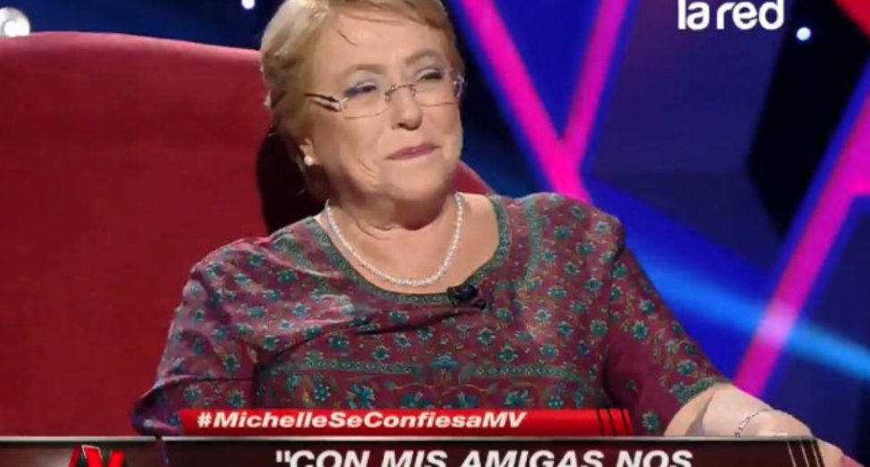 Bachelet En Whatsapp Manda Memes Y Videos Divertidos Con Su