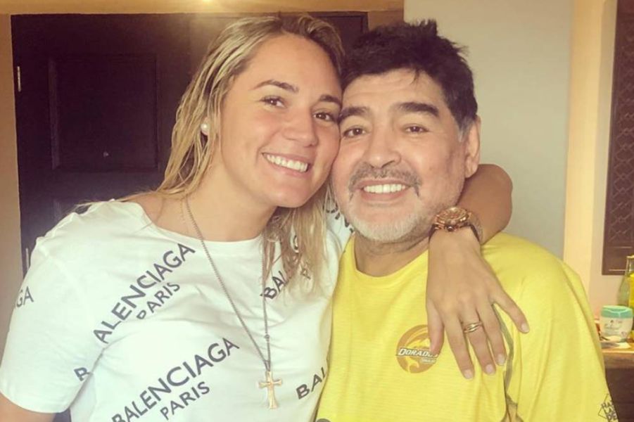 pareja de Maradona