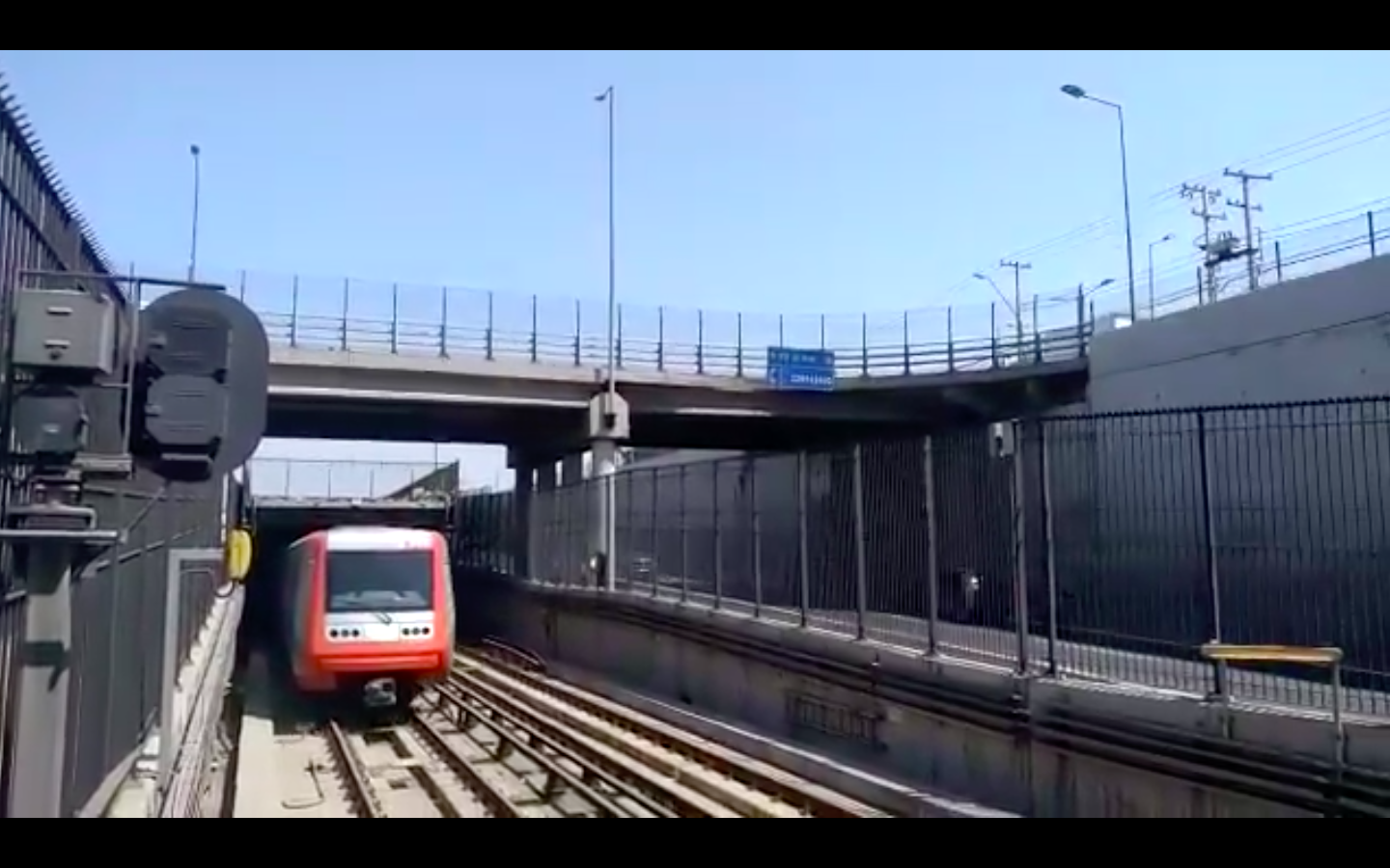 Metro de Santiago logra electrificar la Línea 4A: “No significa que esté funcionando” - El Dínamo