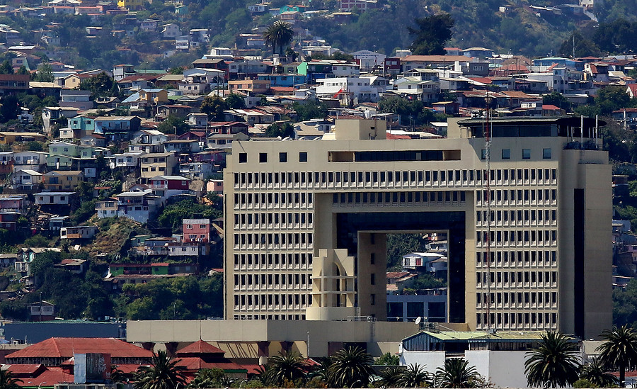 Renuncias en el Gobierno