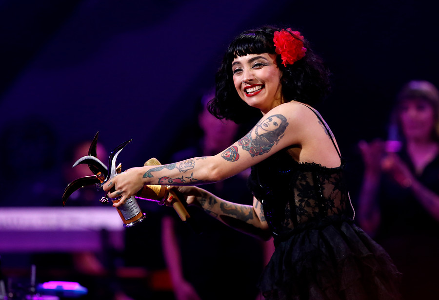 Mon Laferte artistas