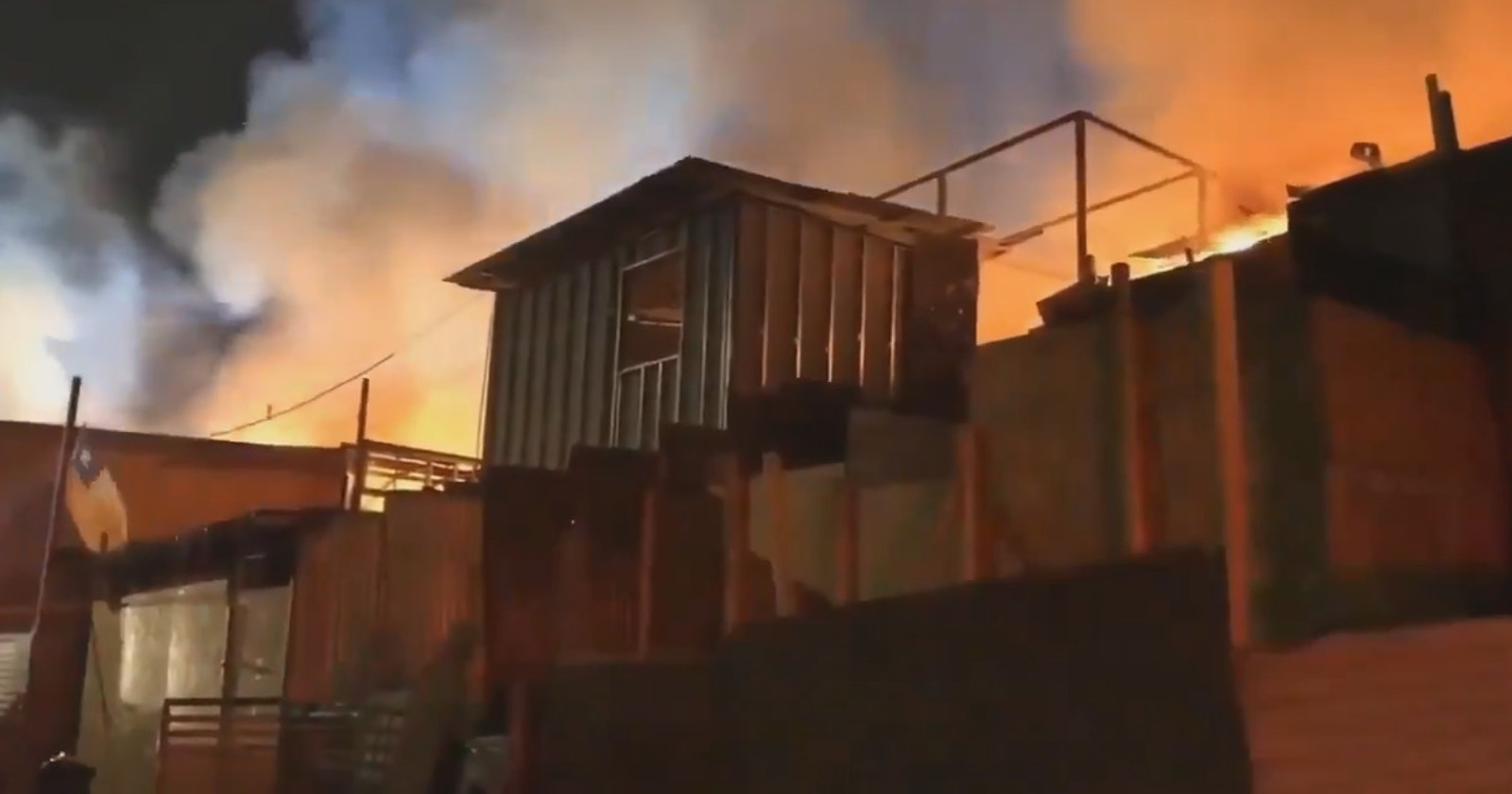 incendio Antofagasta campamento