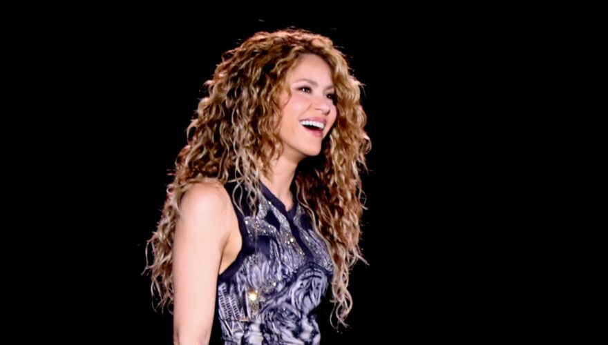 Shakira es vista con Lewis Hamilton en dos oportunidades